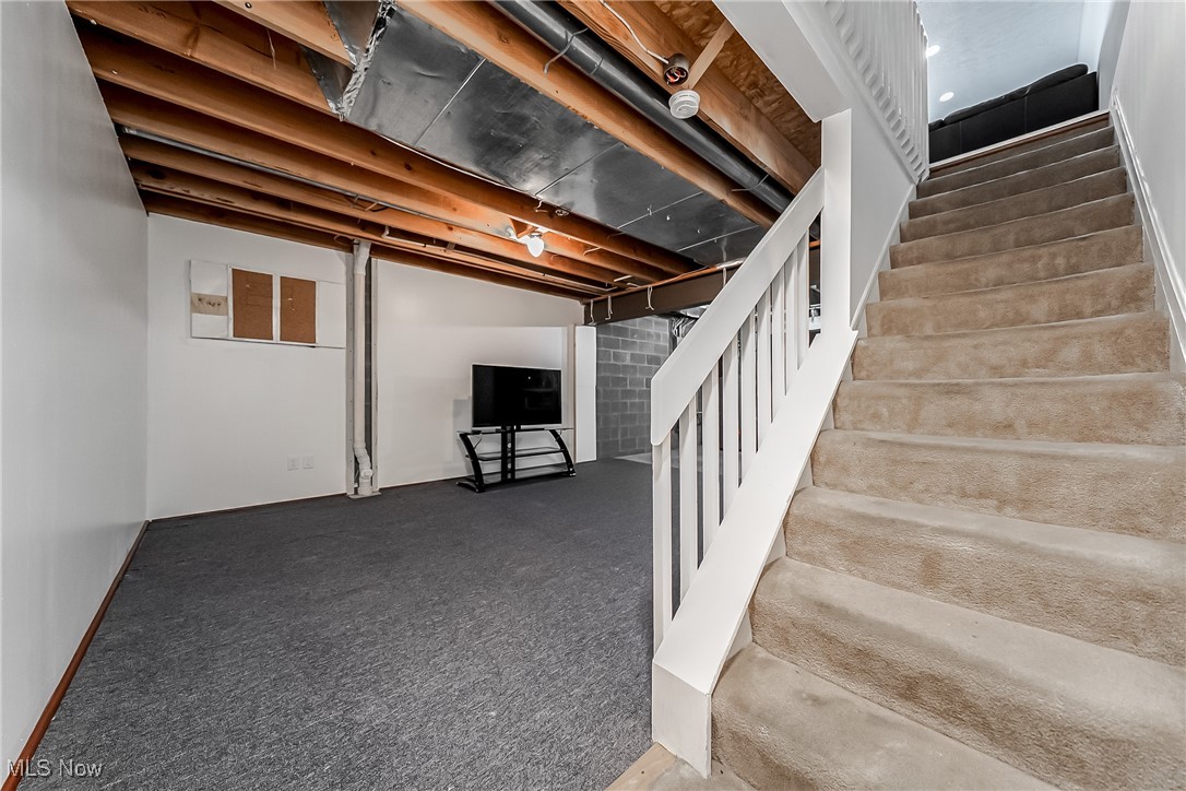 Lakeview Rdg Condo Ph #v - Residential