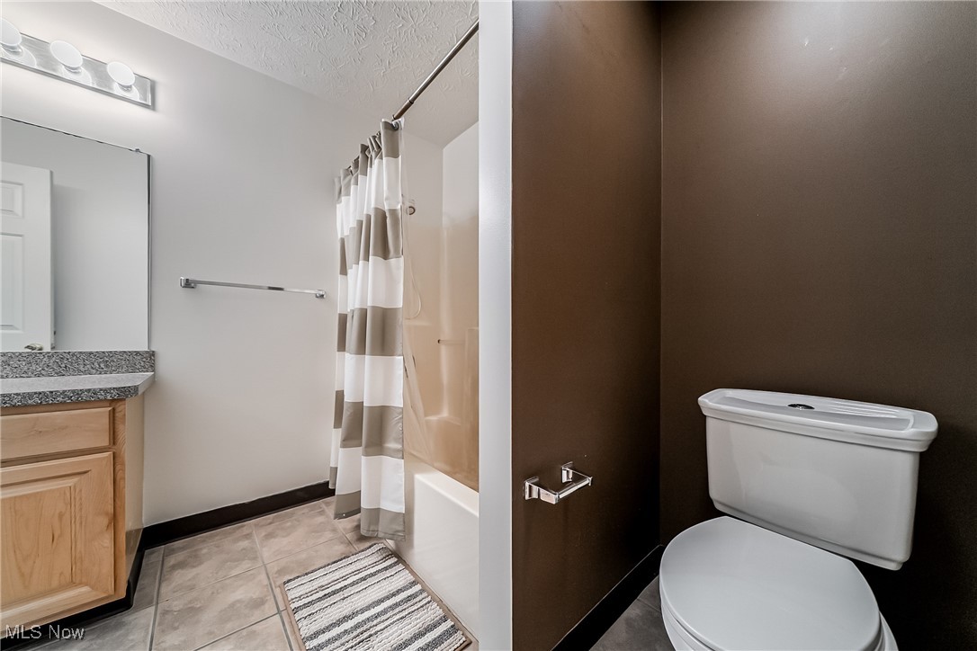 Lakeview Rdg Condo Ph #v - Residential