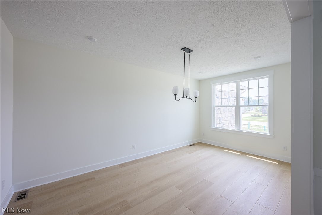 32610 Trillium Court