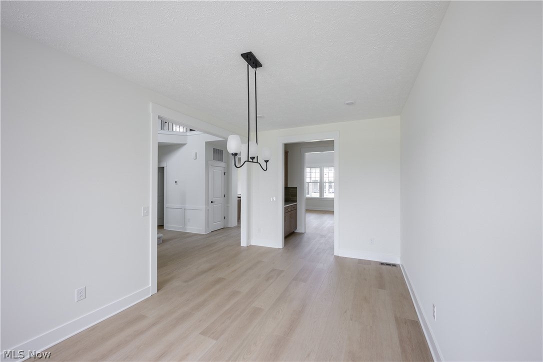 32610 Trillium Court