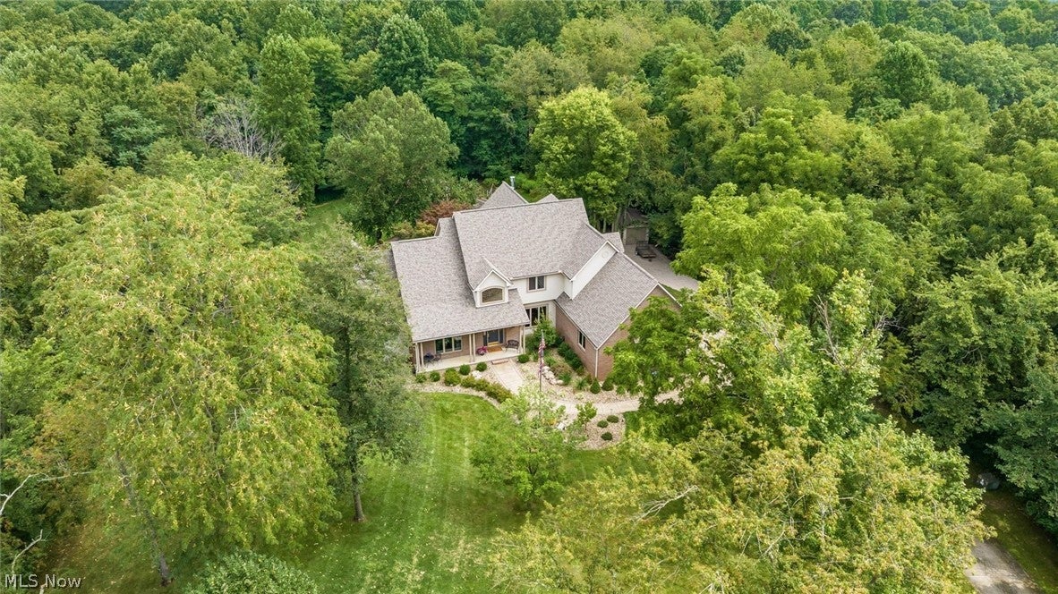 4474 White Tail Court