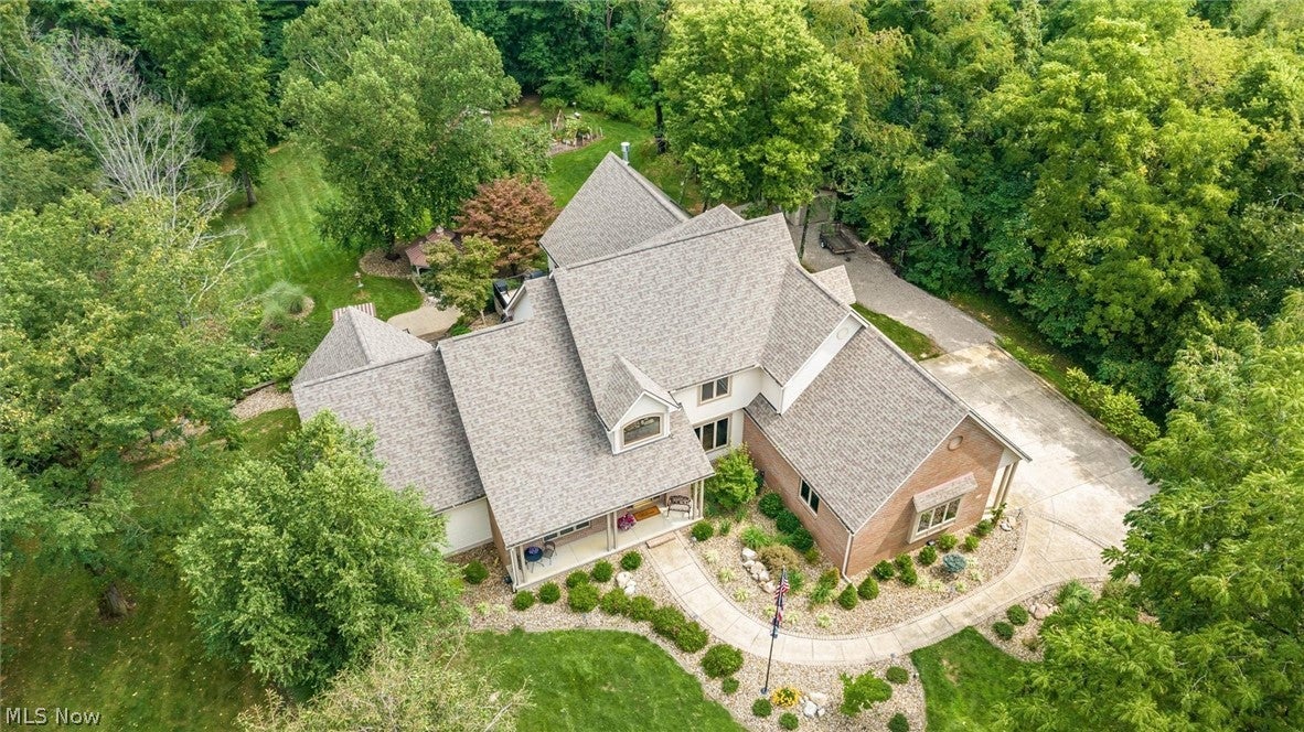 4474 White Tail Court