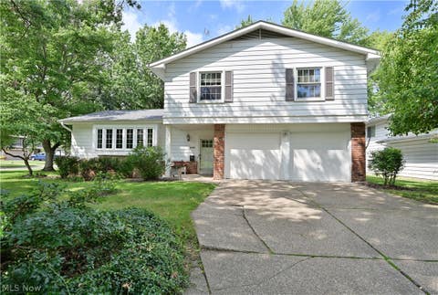 Photo for 27008 Sweetbriar Drive