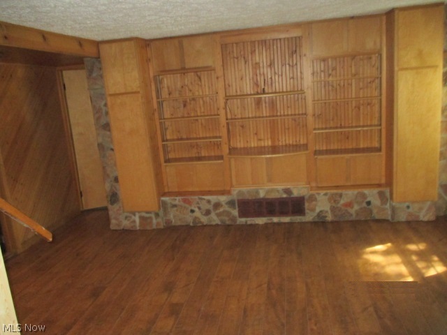 B Grebes - Residential