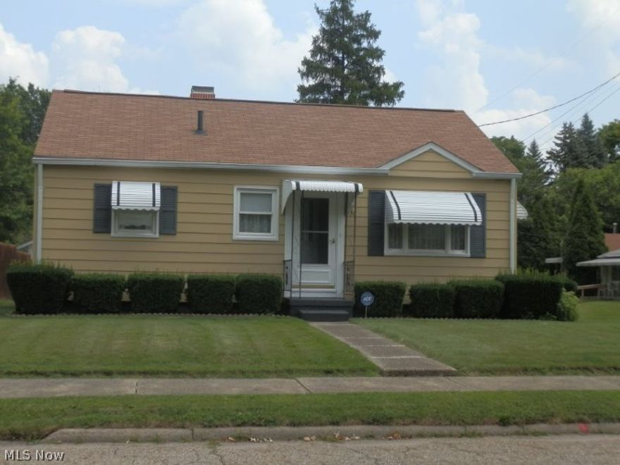 Welcome to 736 S. Rockhill!! Nothing to do here but move in. 3 bedroom maintenance free Ranch home. Updated window, rec room in partially finished waterproofed basement. 3 seasons room plus attached 2 car garage situated on a corner lot. This is a great starter or retirement home priced to sell!!