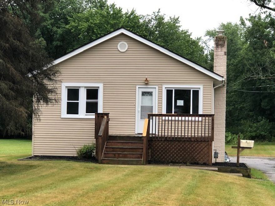 2 Bedroom, 1 bath Single Family home, with a walkout basement, located in Maple Heights on .42 acres of land.  Property marketed "with repairs" such as new electrical meter housing, mast, and panel, new vinyl flooring in the Kitchen and Bathroom, new carpeting throughout the rest of the first floor, in addition to a new furnace.  Being Sold "as-is".