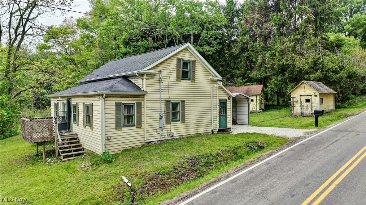 8055 Dolphin Street, Bolivar, Ohio image 10
