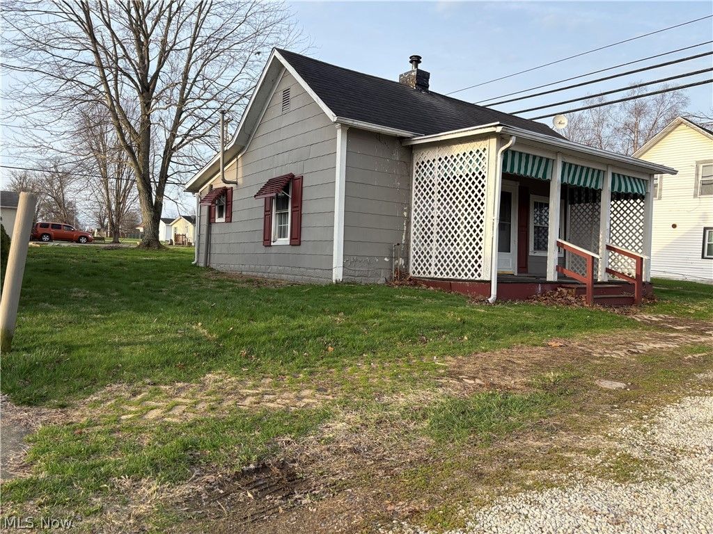 Photo of 237 Race Avenue, Byesville, OH 43723 (MLS # 5197610)