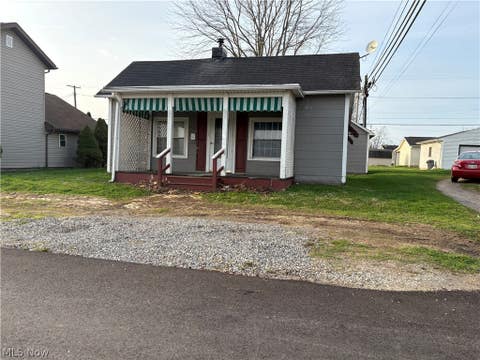 Homes For Sale - 237 Race Avenue<br/> Byesville, OH 43723