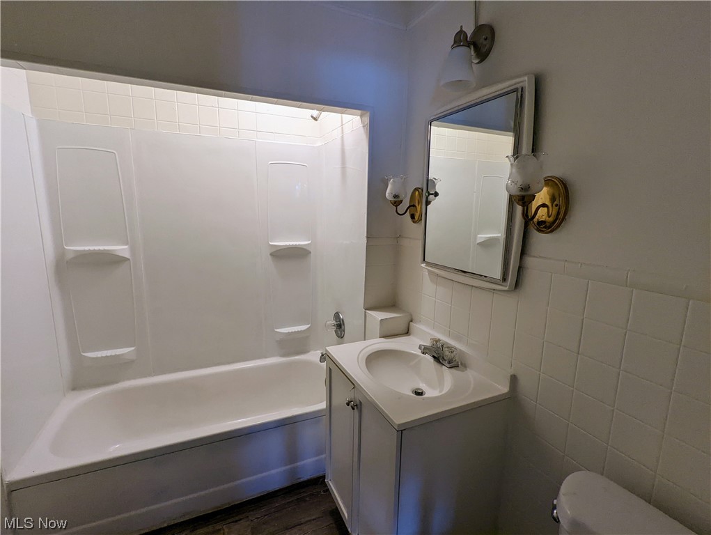 Joseph Van Deboes Lenox Park Al - Residential Lease