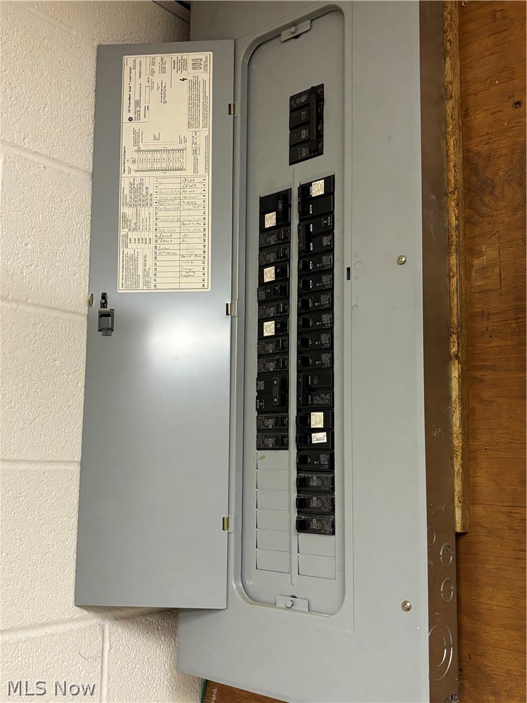 Crestwood Estates - Residential