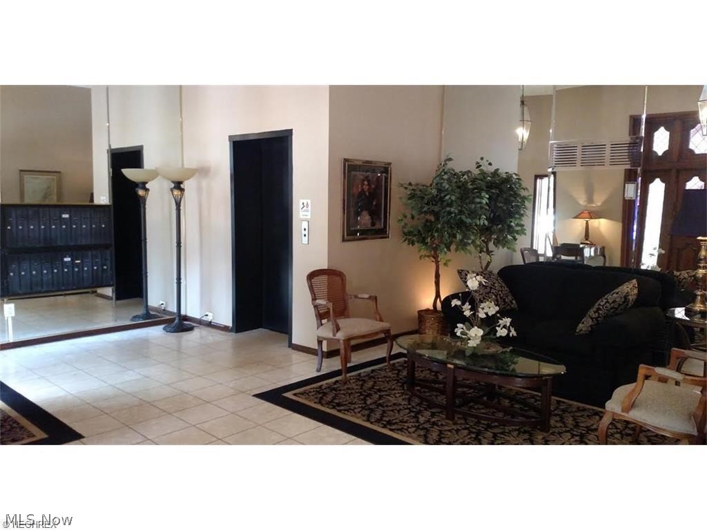 West Blvd Condo - Residential