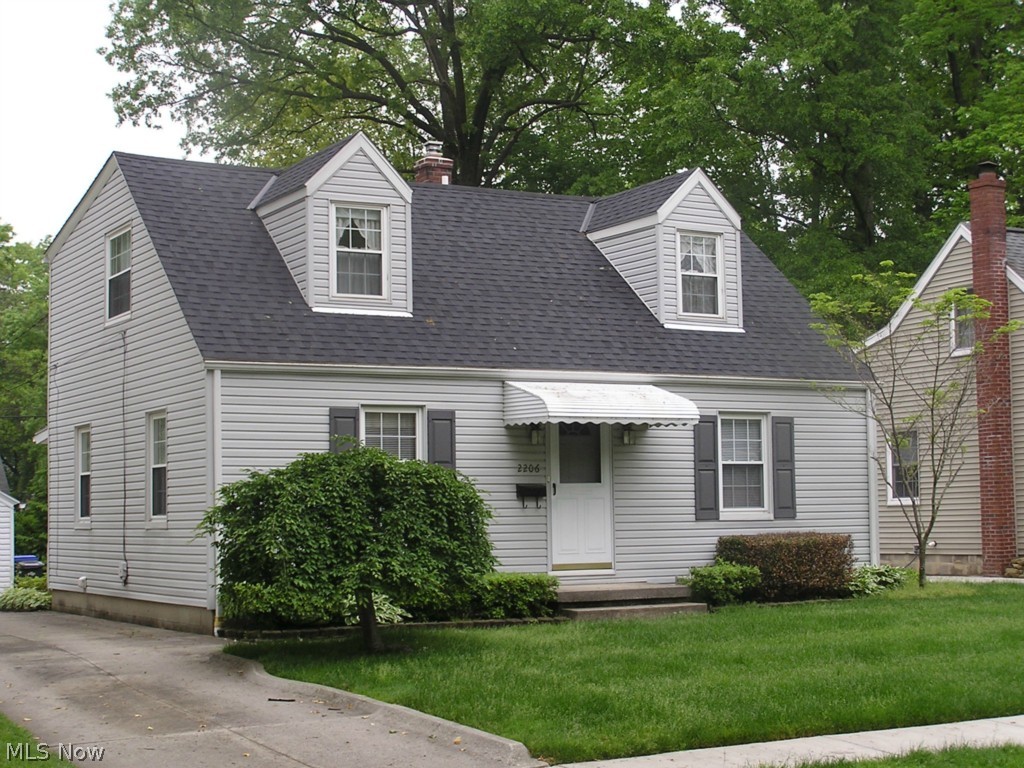 Neat-Clean-Affordable! Great find, nicely cared for expanded cape. Features spacious master suite w/private bath, large walk in closet and area for mini office/computer station. Kitchen remodeled (2009) maple cabinets (refaced) and Cori an counter, all kit. appliances stay! Rood re-shingled in 2011. Three season room w/newer windows (2008). Basement water-proofed approx. 2008. Priced to sell! Easy to show!