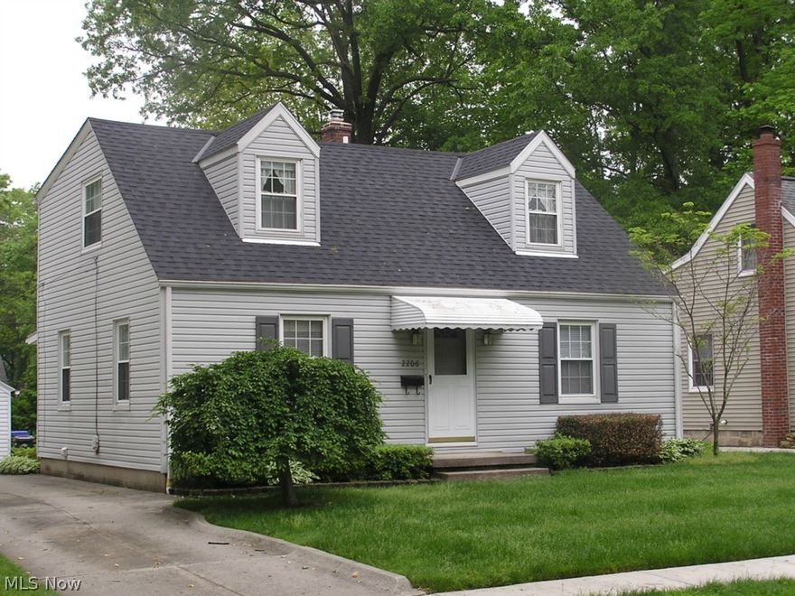 Neat-Clean-Affordable!  Great find, nicely cared for expanded cape.  Features spacious master suite w/private bath, large walk in closet and area for mini office/computer station.  Kitchen remodeled (2009) maple cabinets (refaced) and Cori an counter, all kit. appliances stay!  Rood re-shingled in 2011.  Three season room w/newer windows (2008).  Basement water-proofed approx. 2008.  Priced to sell!  Easy to show!