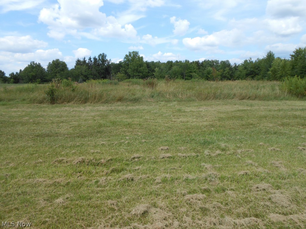 Beautiful lot in Crown Pointe Estates. Sensational countryside surroundings, great for nature lovers. Picturesque views yet close to major thorough fares, schools, churches, shopping and recreation. Premier location just waiting for your dream home. Bring your own builder.
