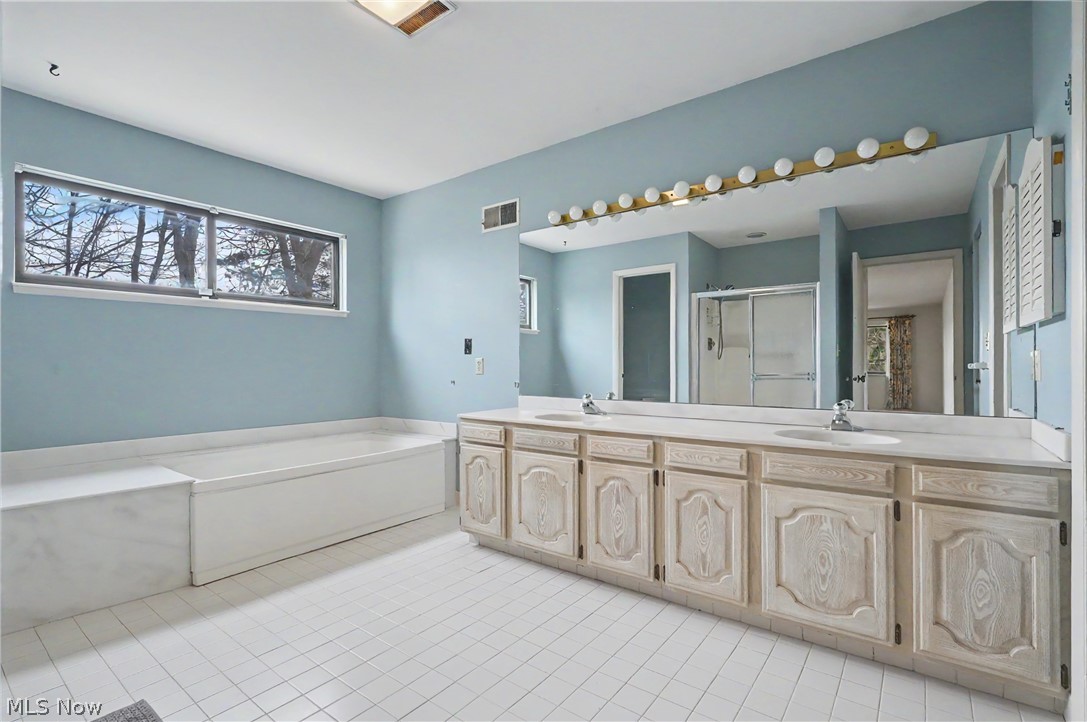Hampton Woods - Residential
