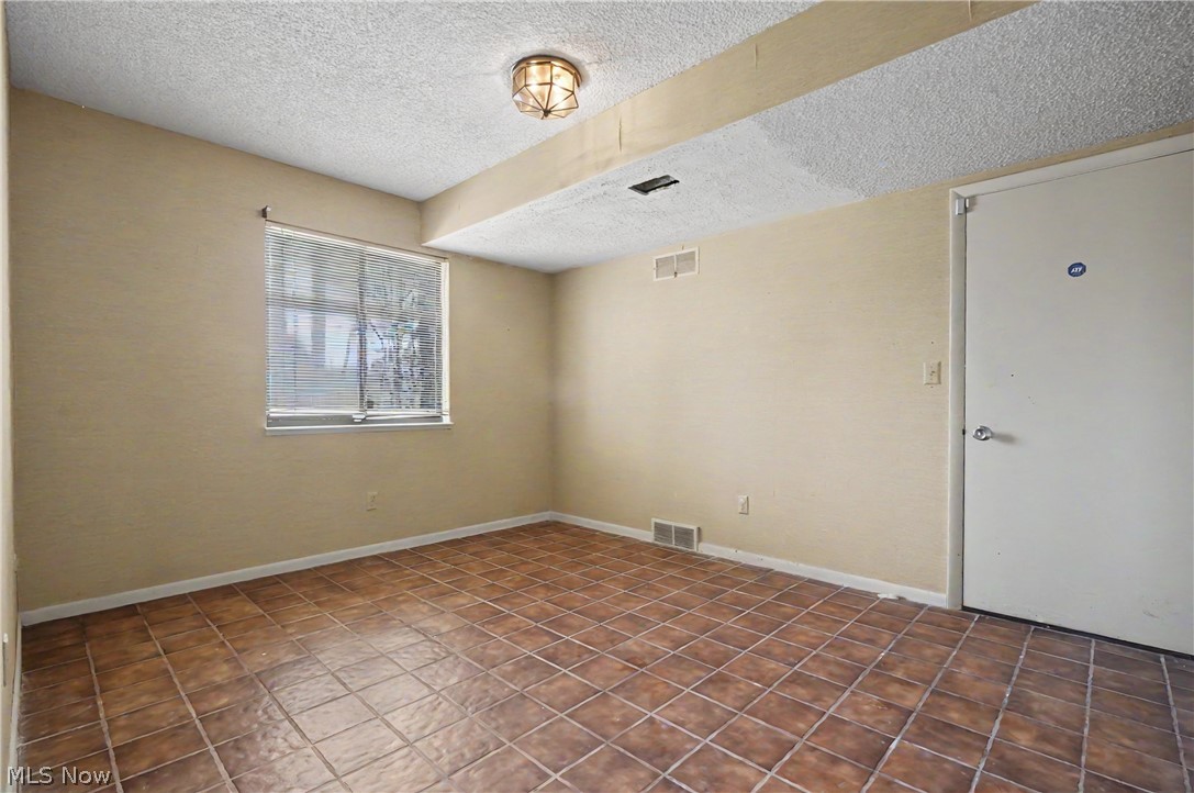 Hampton Woods - Residential