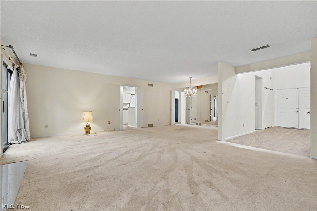 Hampton Woods - Residential