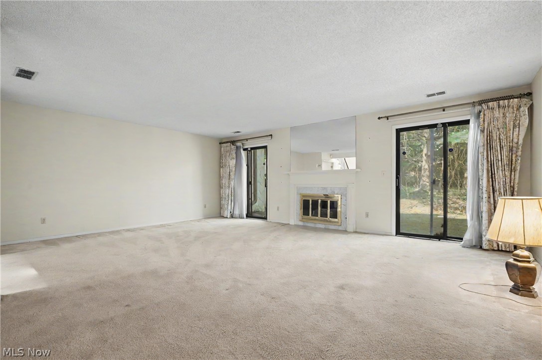 Hampton Woods - Residential