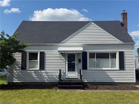 Homes For Sale - 187 Helena Drive<br/> Mahoning County, Struthers, OH 44471