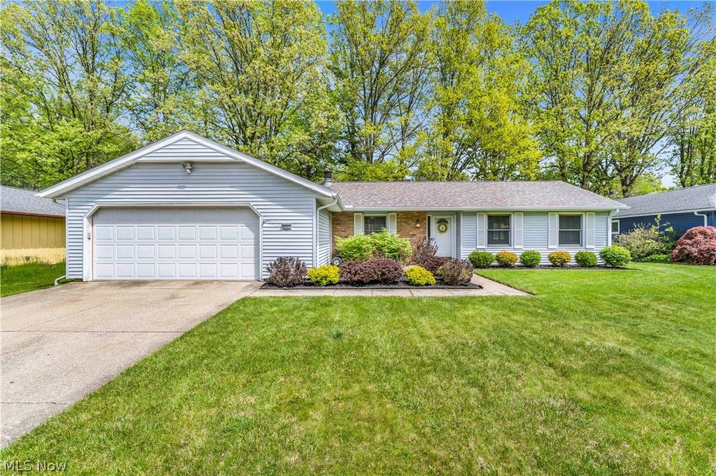 Photo of 6151 Hickory Trail, North Ridgeville, OH 44039 (MLS # 5202990)