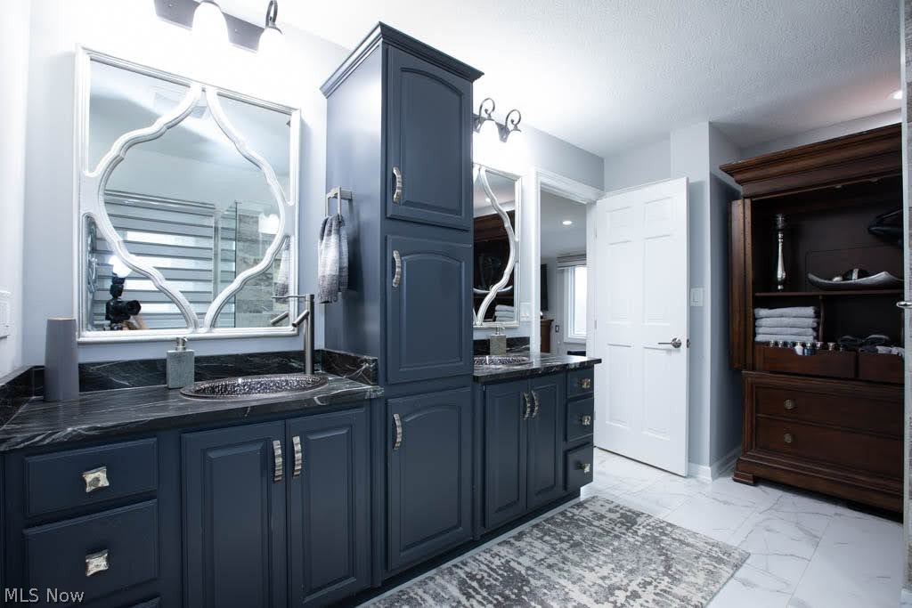 Robinwood Hills - Residential