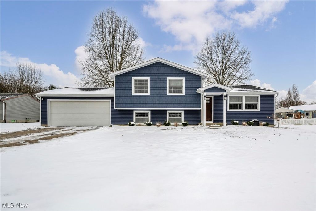 Photo of 5116 Creekside Boulevard, Brunswick, OH 44212 (MLS # 5183210)