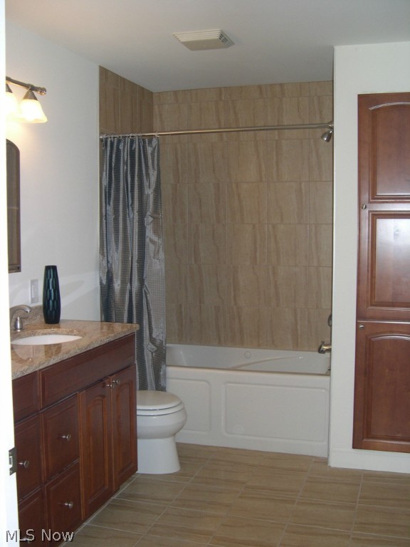 Lofts/Fourth Condo - Residential Lease