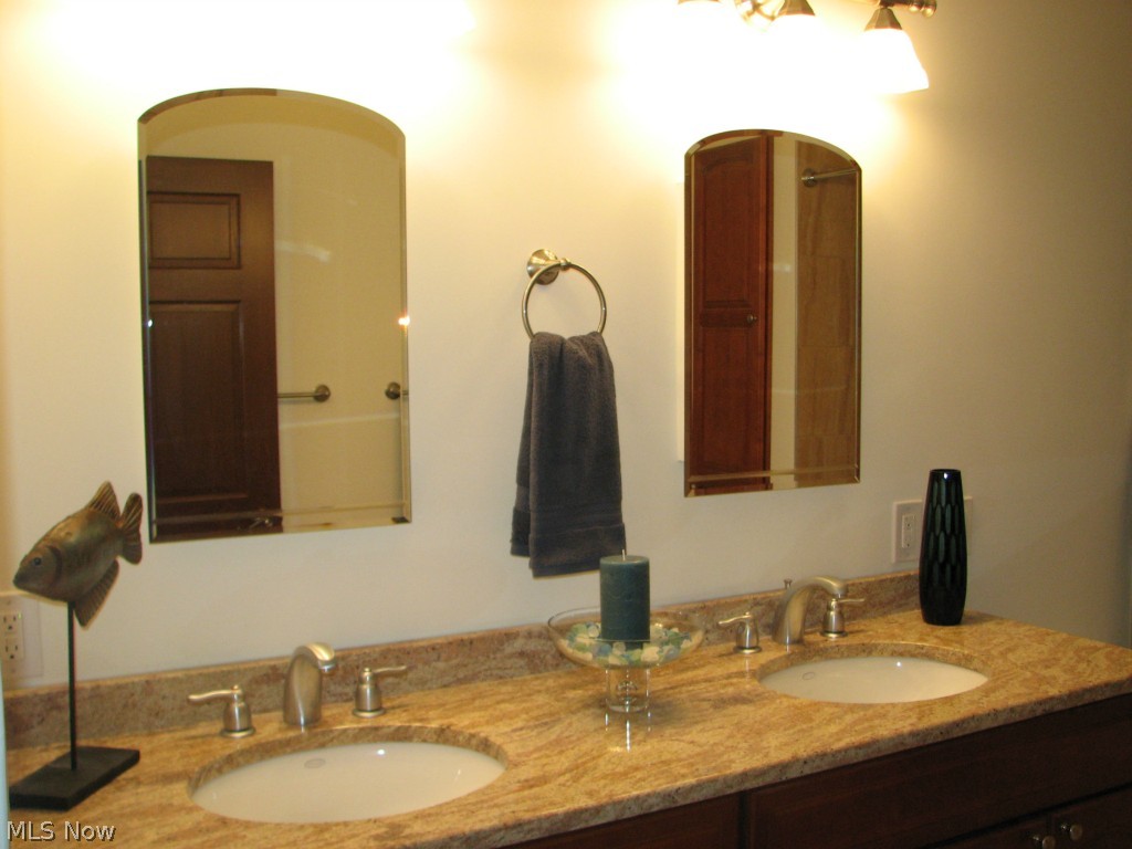 Lofts/Fourth Condo - Residential Lease