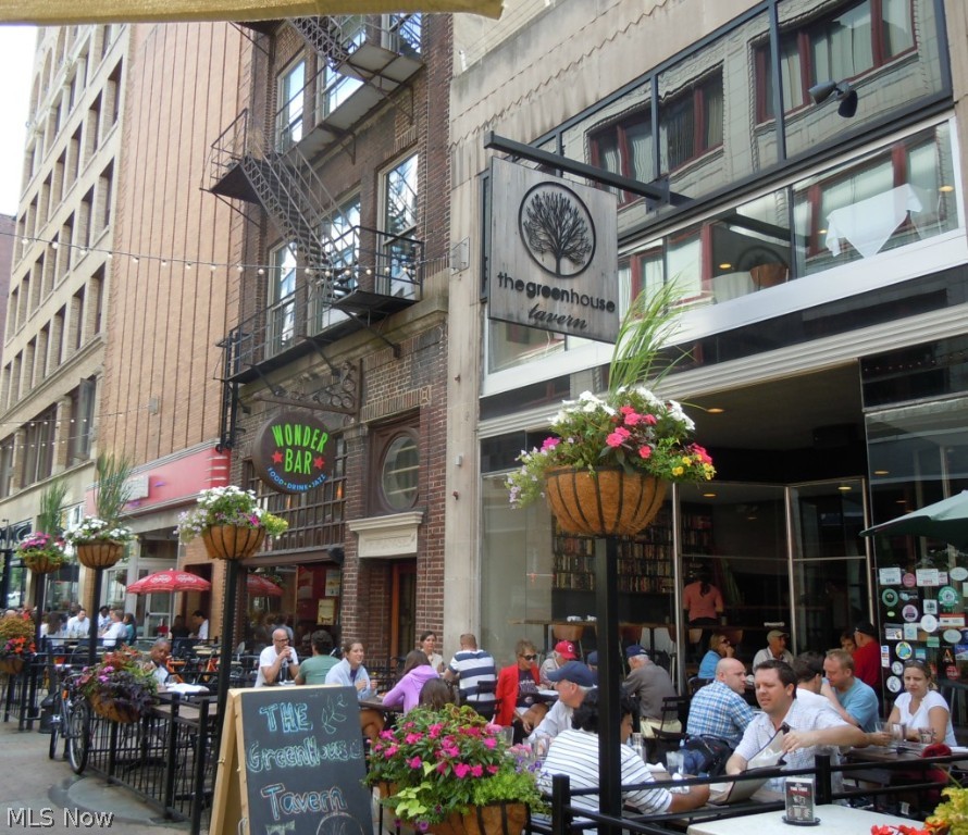 Lofts/Fourth Condo - Residential Lease