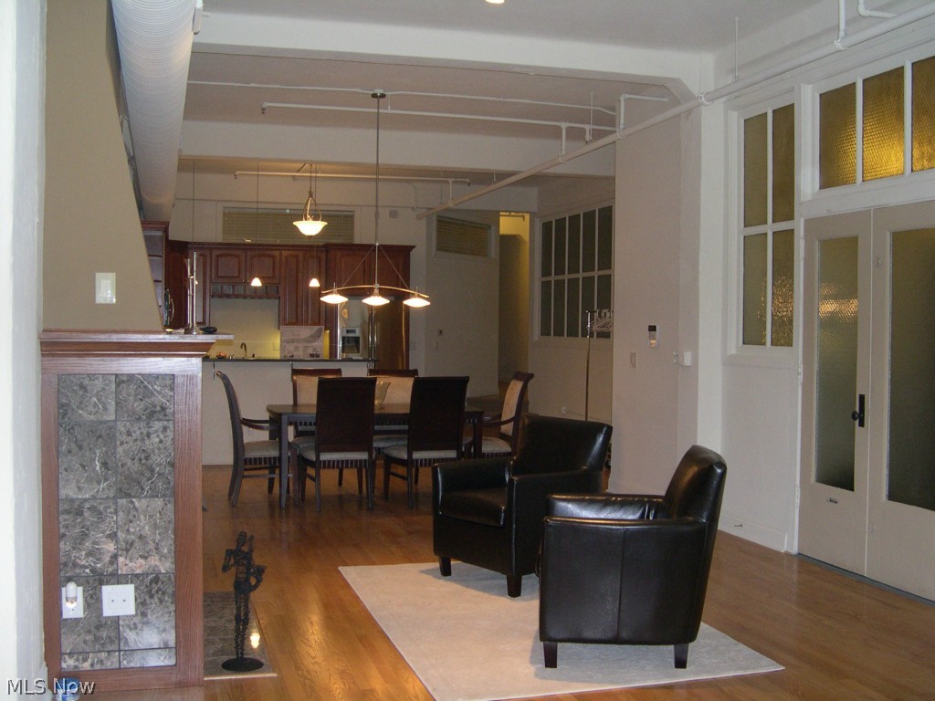 Lofts/Fourth Condo - Residential Lease