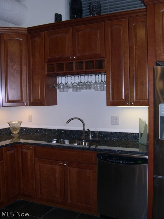 Lofts/Fourth Condo - Residential Lease