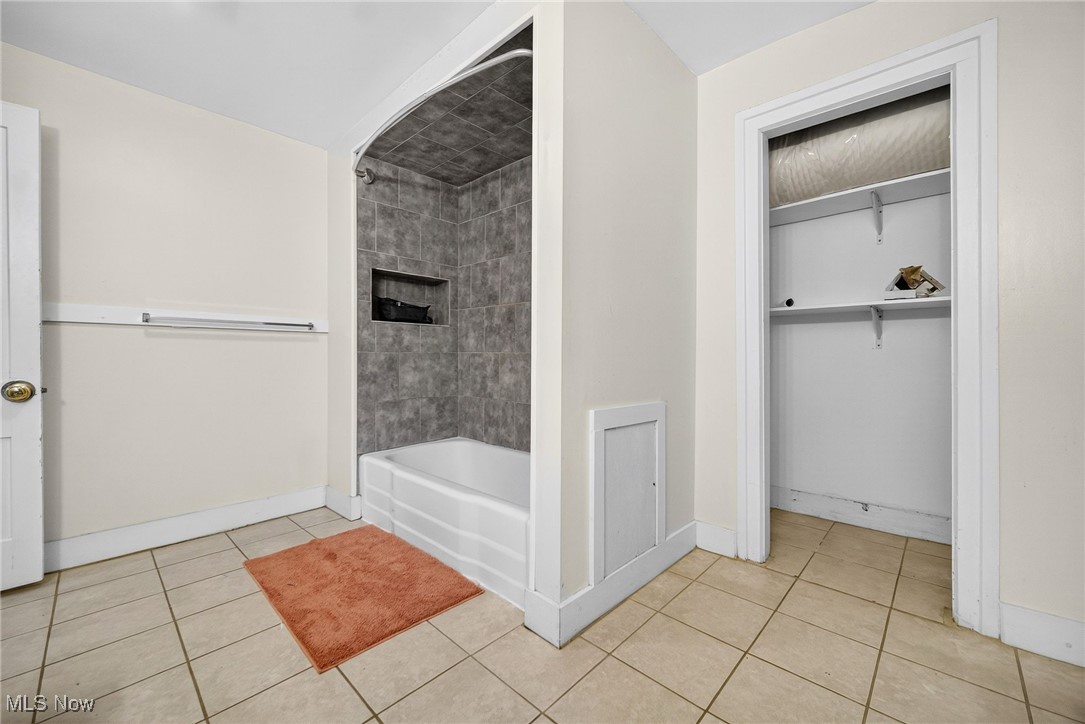 Swift's - Residential