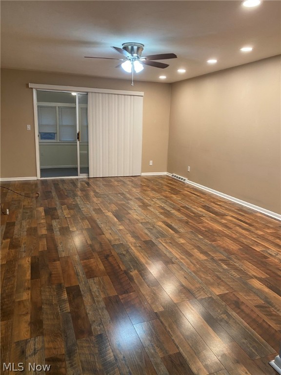 Country Club Condo - Residential