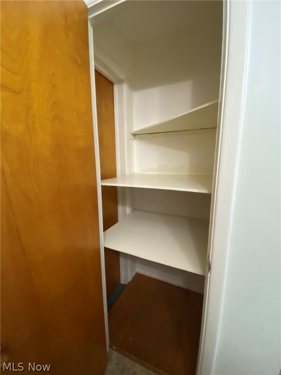 Country Club Condo - Residential