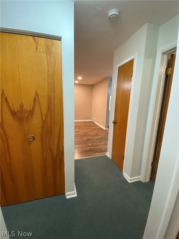 Country Club Condo - Residential