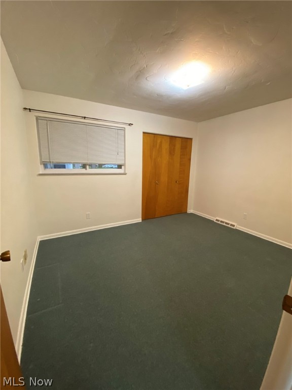 Country Club Condo - Residential