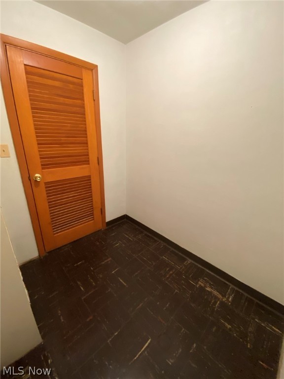 Country Club Condo - Residential