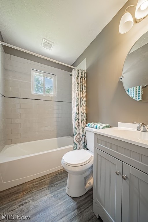 Wren Wood On The Lake - Residential