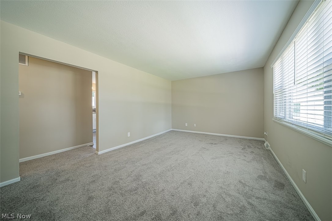 Wren Wood On The Lake - Residential