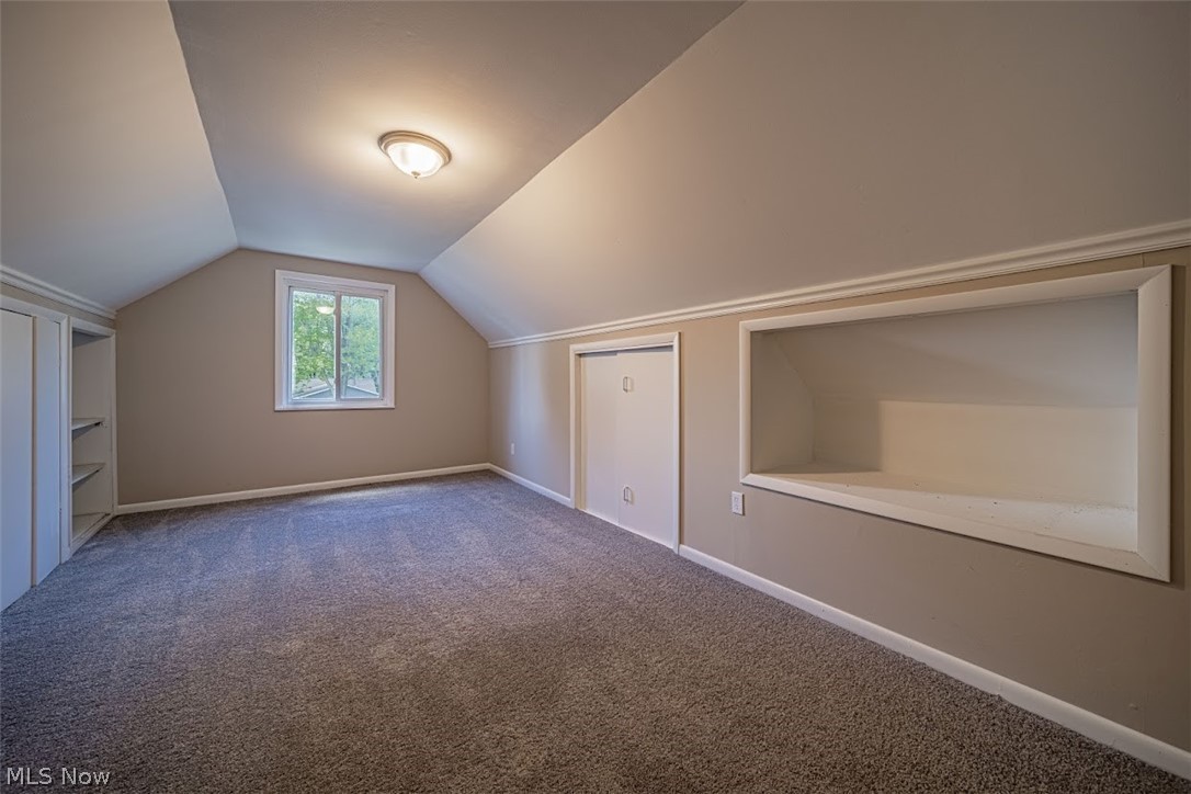 Wren Wood On The Lake - Residential