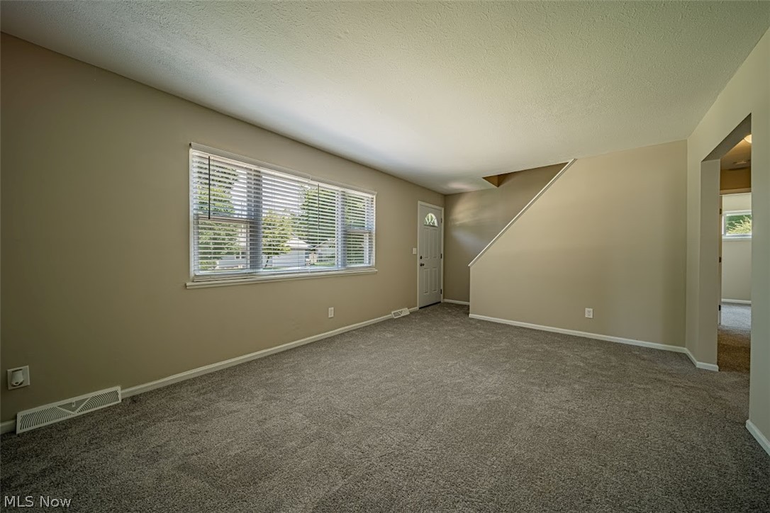 Wren Wood On The Lake - Residential