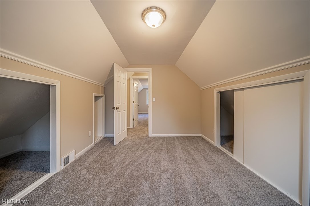 Wren Wood On The Lake - Residential