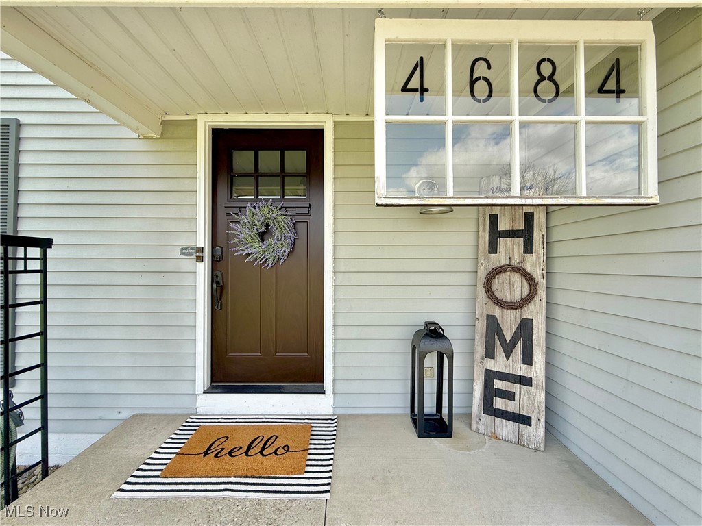 4684 Ledgewood Drive, Medina, Ohio image 2