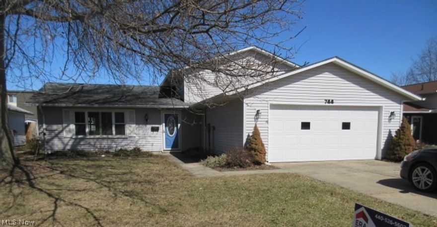Great curb appeal with this 4 bedrooms and 2 full baths multi-level home. A spacious living room. Eat-in kitchen has oak cabinets and a sliding door to the rear patio. Step down family room with corner fireplace. Laundry room. Privacy fenced yard. Storage shed.