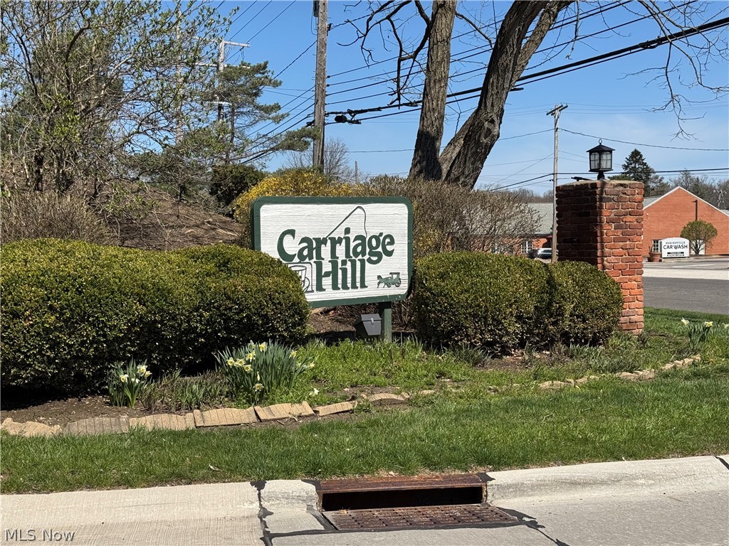 6910 Carriage Hill Drive 202