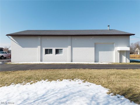 Tiny photo for 5220 Center Road, Brunswick Hills, OH 44212 (MLS # 5189073)