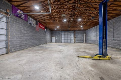 Tiny photo for 5220 Center Road, Brunswick Hills, OH 44212 (MLS # 5189073)