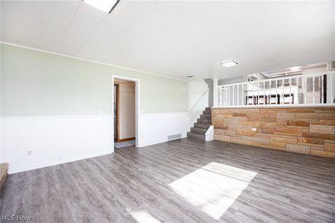 Tiny photo for 5220 Center Road, Brunswick Hills, OH 44212 (MLS # 5189073)