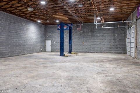 Tiny photo for 5220 Center Road, Brunswick Hills, OH 44212 (MLS # 5189073)